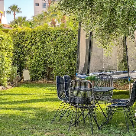 Будинок відпочинку Hanami Casa Principe Felipe Естепона