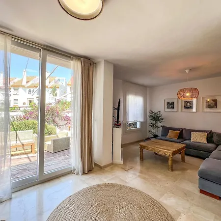 Hanami Casa Principe Felipe Estepona